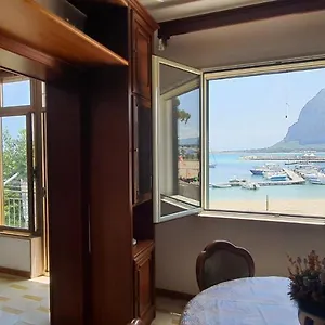 https://blue-sea-apartment-san-vito-lo-capo.sicilyhotelsitaly.net