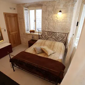 Tragurium & Salona , Trogir Croatia